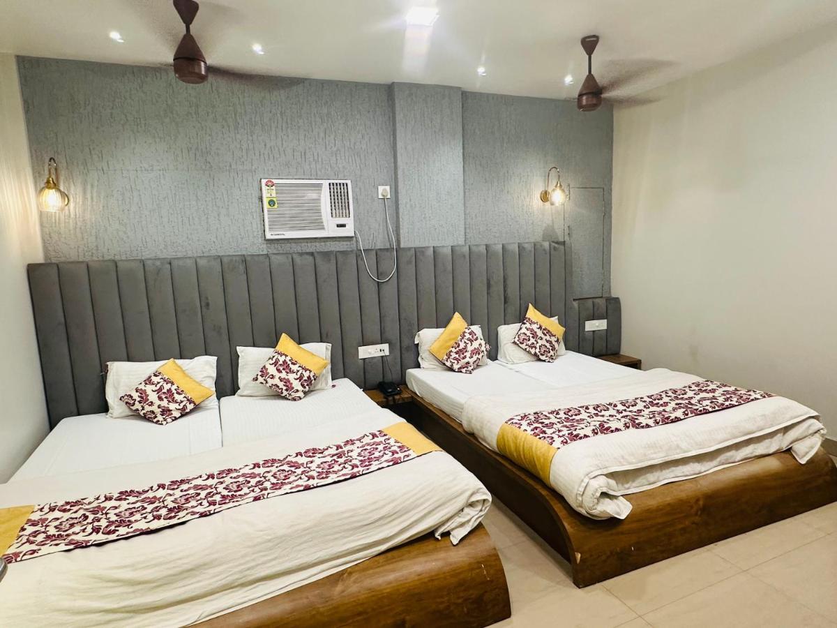 Hotel Deva Inn Varanasi Exterior foto