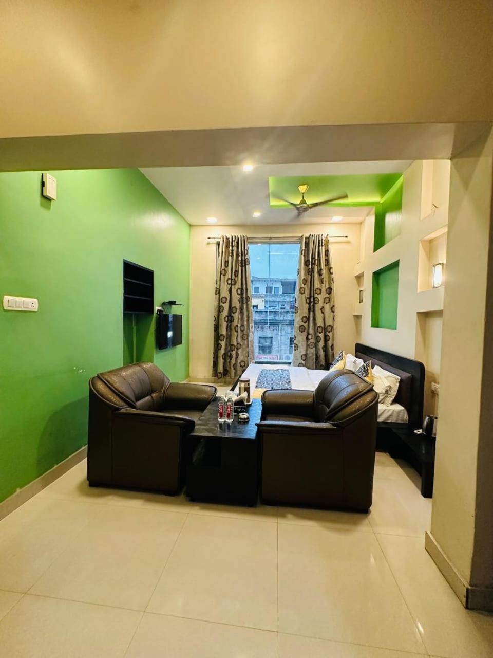 Hotel Deva Inn Varanasi Exterior foto